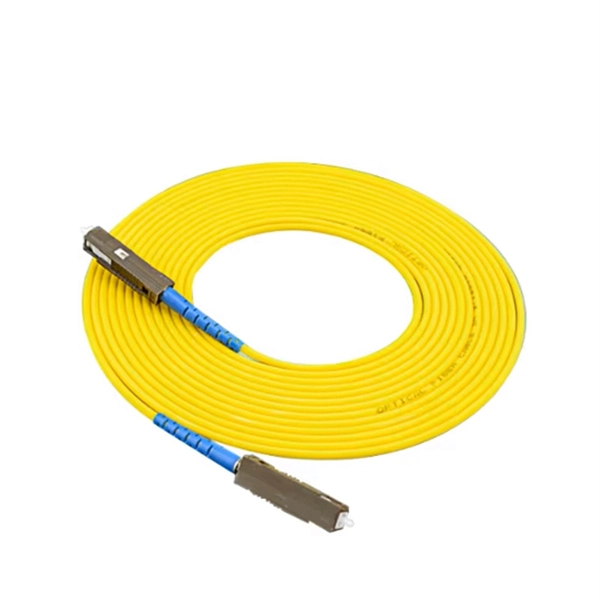 Several important advantages of fiber optic communication