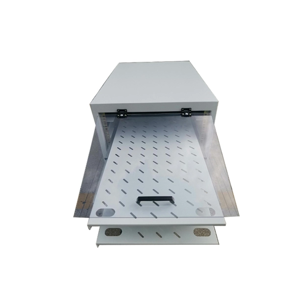 Fiber optic network switch expansion ports