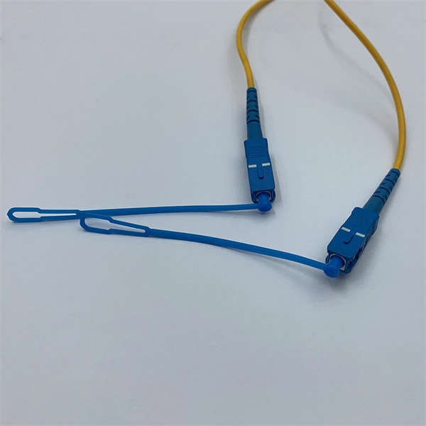 Delivery time guaranteed polarization fiber optic OM4